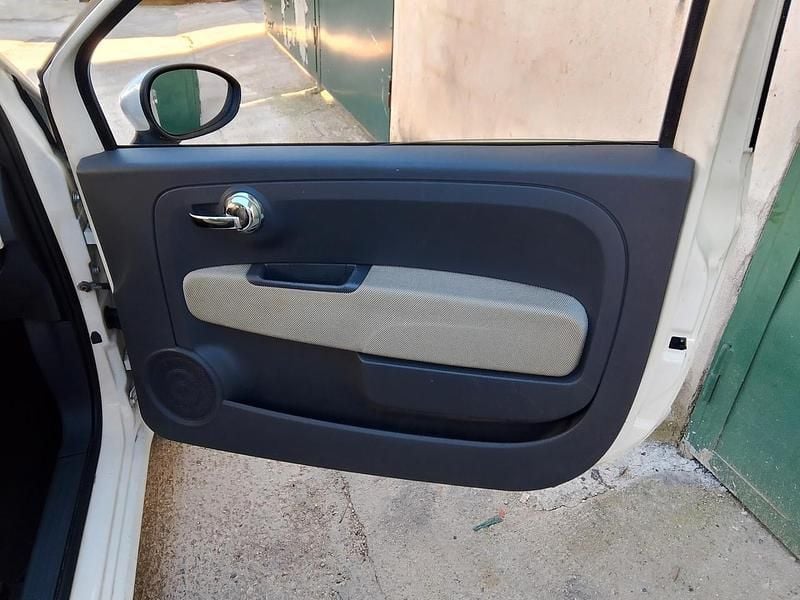 Usata Fiat 500 Lounge 75 CV (55 kW) 2011 Bianco Berlina