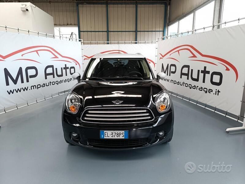 Nero Usata 2012 Mini Cooper D Countryman SUV | 10.800 € (Cara) - Immagine 1/4