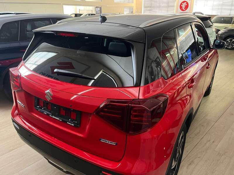 Usata Suzuki Vitara 129 CV (94 kW) 2024 Rosso tetto nero SUV