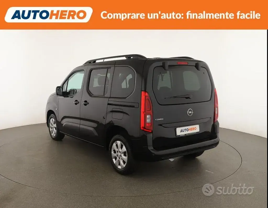 Usata Opel Combo Life Edition+ 102 CV (75 kW) 2023 Nero Monovolume