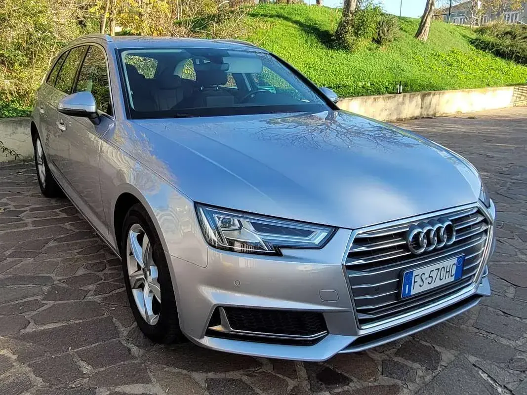 Usata Audi A4 Business 150 CV (110 kW) 2018 Argento Station wagon