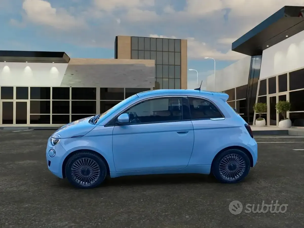 Usata Fiat 500e Opening Edition 42 kW (58 CV) 2020 Blu Cabrio