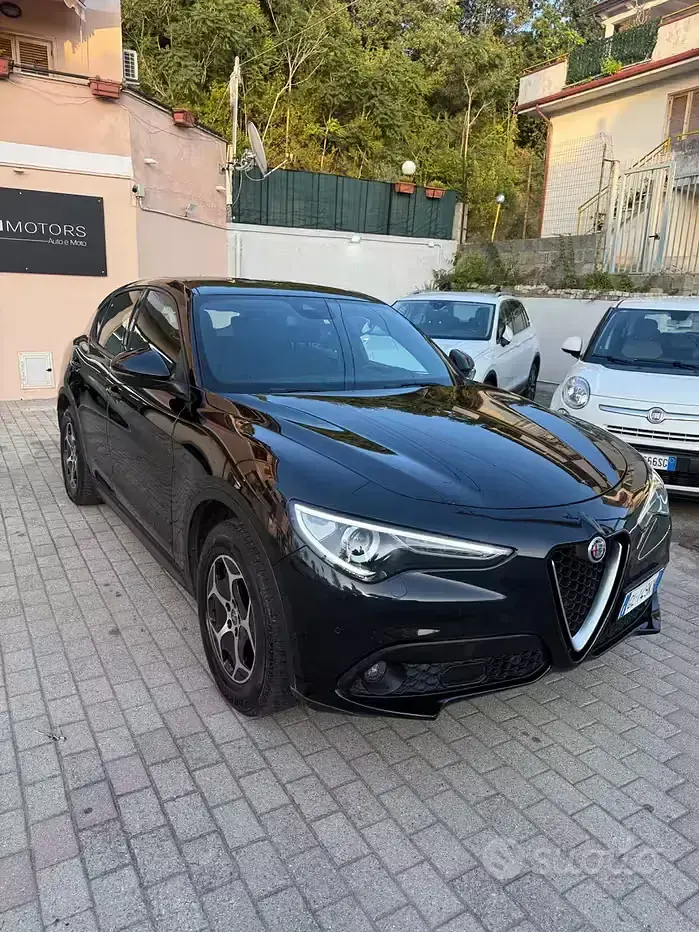 Usata Alfa Romeo Stelvio Business 190 CV (139 kW) 2022 Nero SUV