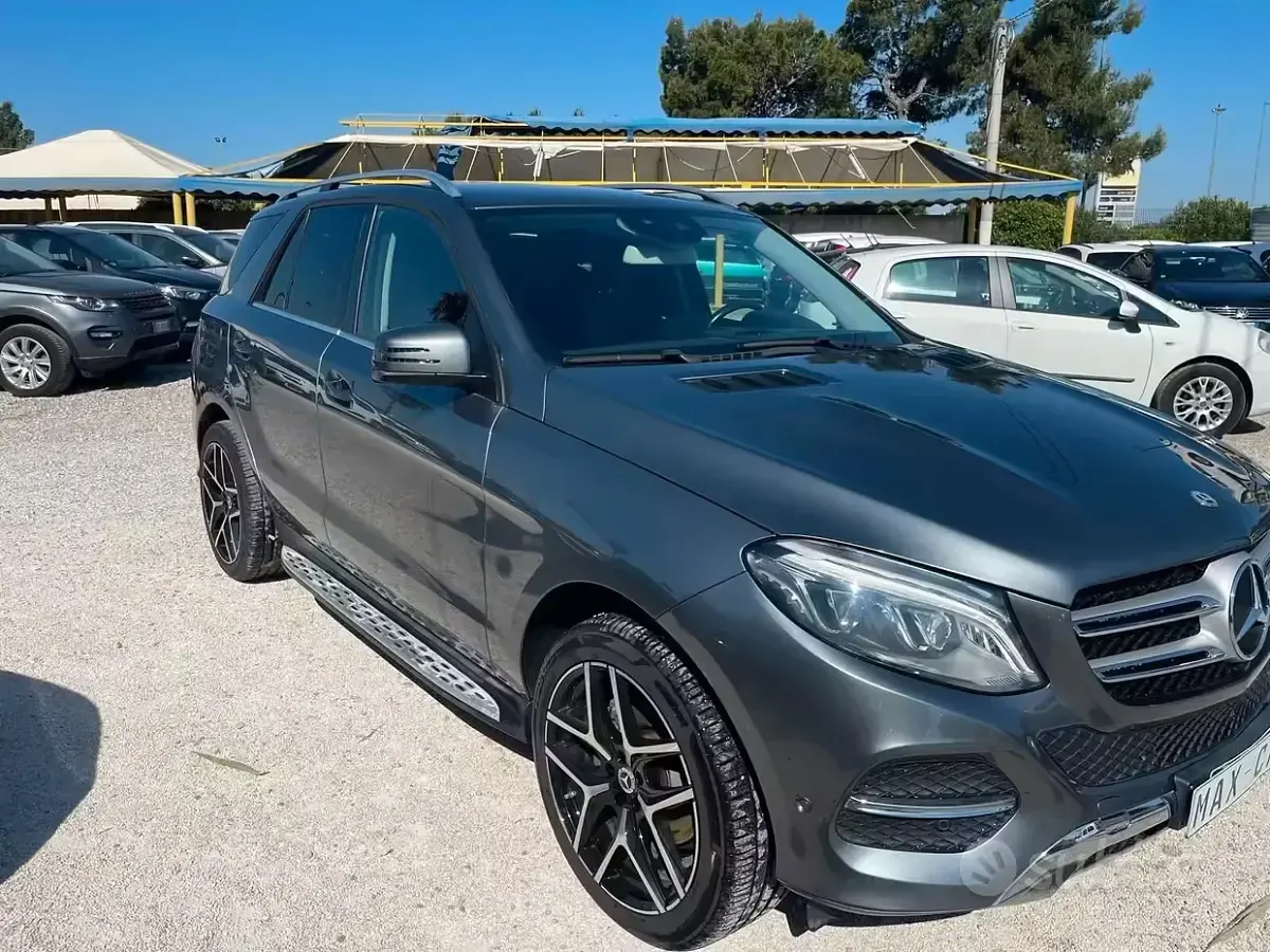 Usata Mercedes GLE250 Premium 204 CV (150 kW) 2018 Nero SUV