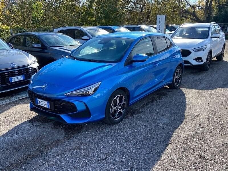 Blu/azzurro Usata 2024 MG MG3 Luxury Due volumi | 17.390 € (Buon prezzo) - Immagine 1/4