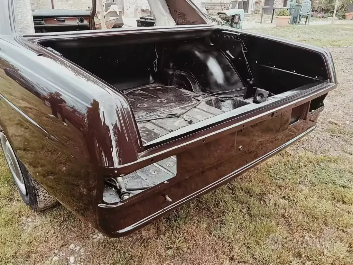 Usata Mercedes W114 1970 Marrone Coupé