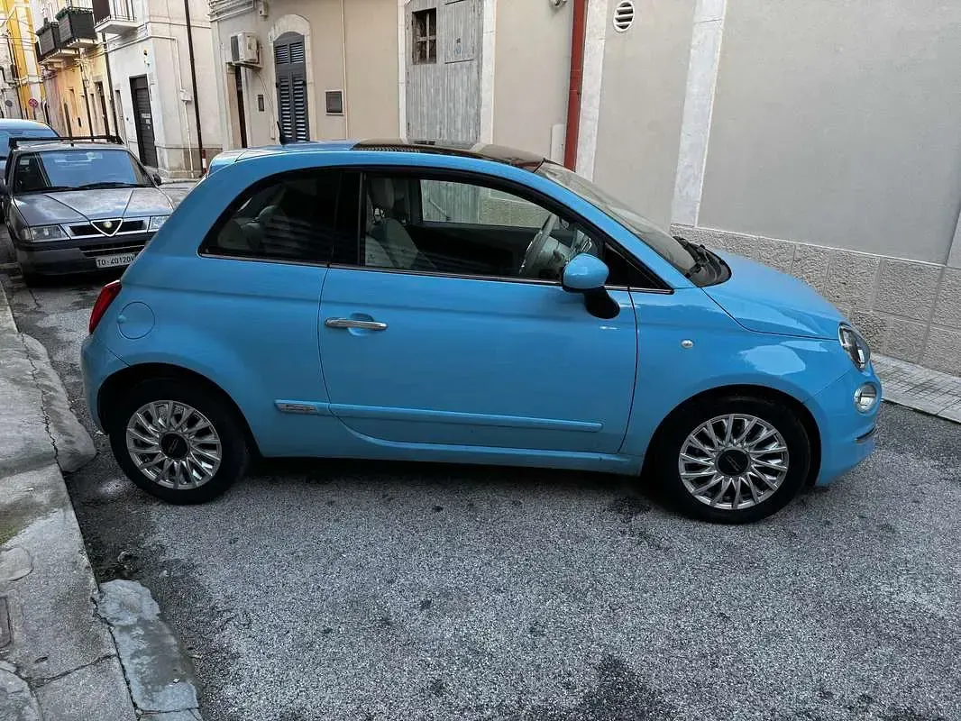 Usata Fiat 500 Lounge 86 CV (63 kW) 2016 Blu/azzurro Utilitaria
