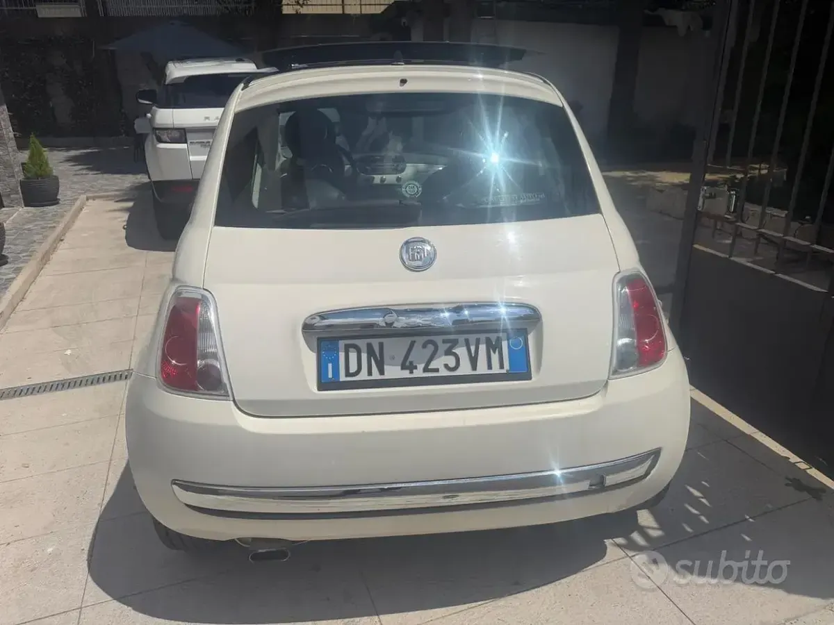 Usata Fiat 500 Lounge 69 CV (50 kW) 2009 Bianco Cabrio