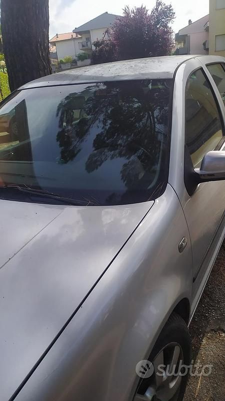 Usata VW Golf IV 115 CV (84 kW) 2001 Grigio Berlina