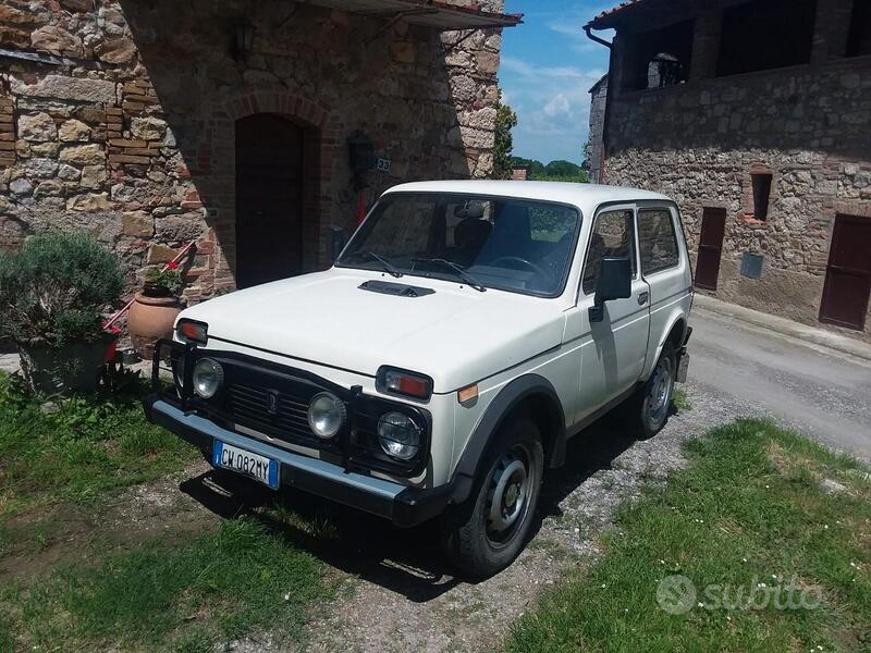 Usato 2001 Lada niva 1.9 Diesel 75 CV (4.400 €)