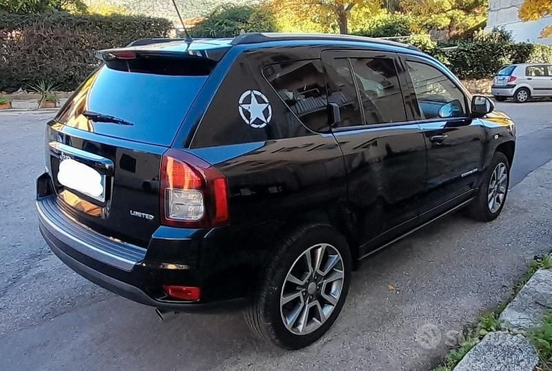 Usata Jeep Compass 163 CV (119 kW) 2015 Nero SUV