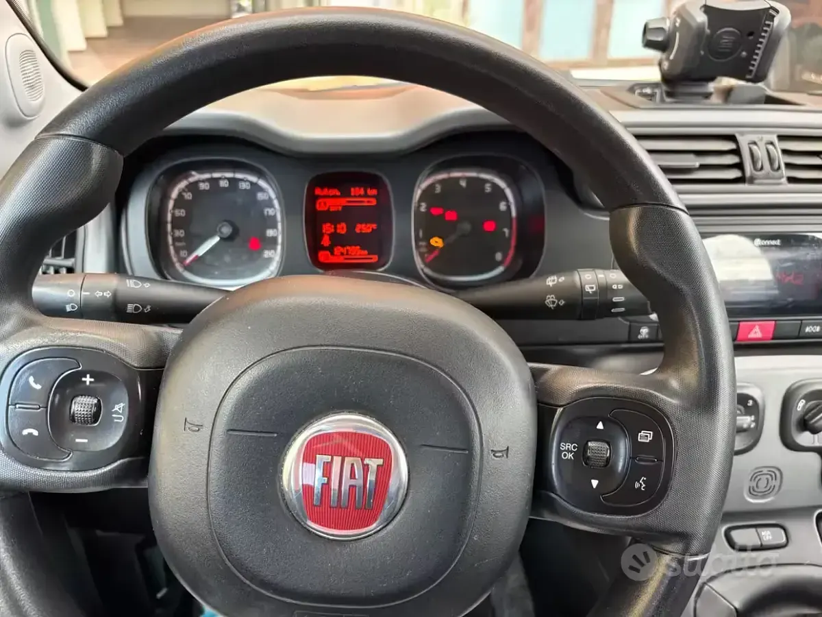Usata Fiat Panda 69 CV (50 kW) 2020 Grigio Utilitaria