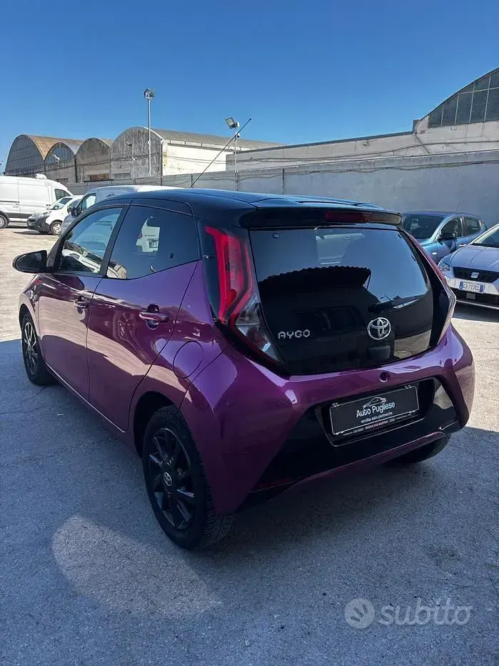 Usata Toyota Aygo X-cite 72 CV (52 kW) 2018 Viola Utilitaria