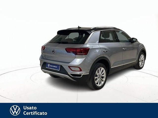 Usata VW T-Roc Style 150 CV (110 kW) 2022 Grigio / pastello SUV