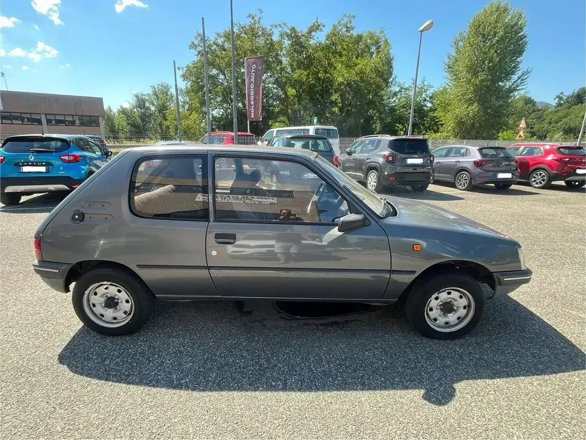 Usata Peugeot 205 54 CV (39 kW) 1991 Other Berlina