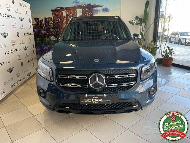 Usata Mercedes GLB200 150 CV (110 kW) 2021 Blu SUV