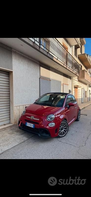 Usata Abarth 500C 135 CV (99 kW) 2012 Rosso Cabrio