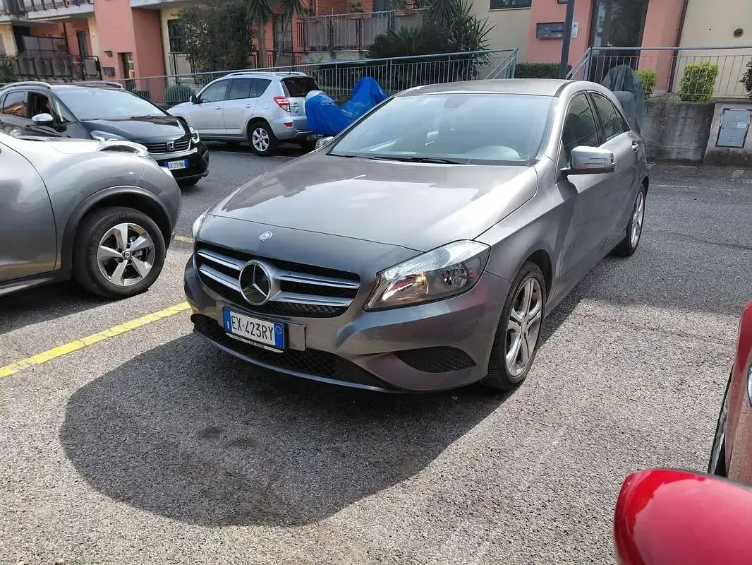 Usata Mercedes A180 109 CV (80 kW) 2014 Berlina