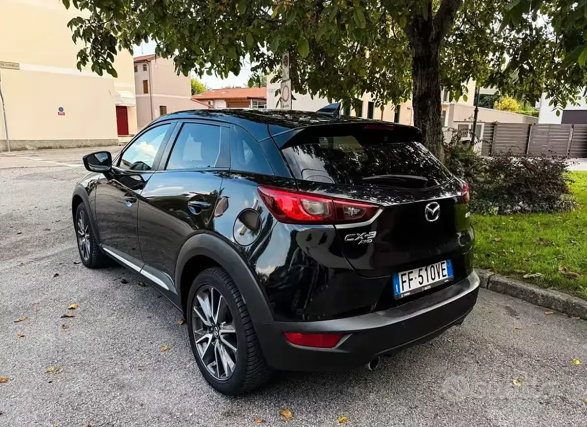 Usata Mazda CX-3 105 CV (77 kW) 2016 Nero SUV