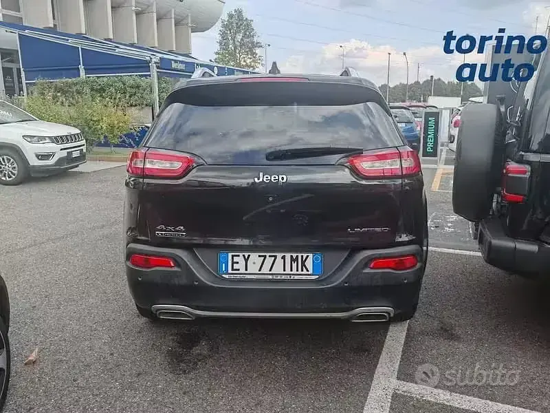 Usata Jeep Cherokee Limited 170 CV (125 kW) 2015 Nero SUV