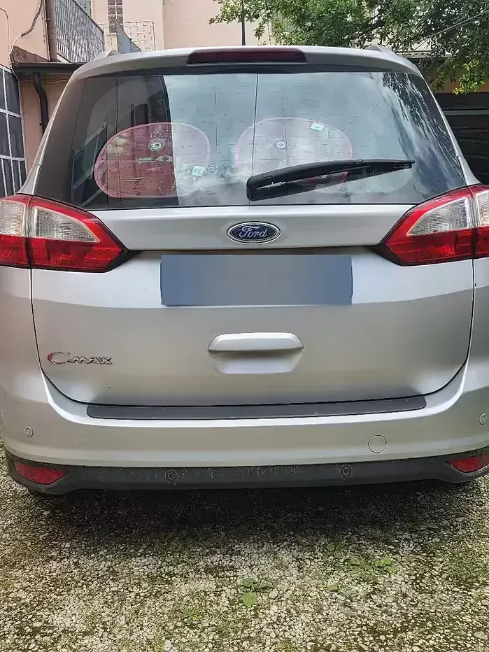Usata Ford C-MAX 120 CV (88 kW) 2016 Grigio Monovolume