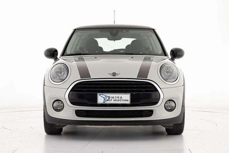 Occasion Mini Cooper D 116 ch (85 kW) 2018 Gris Citadine