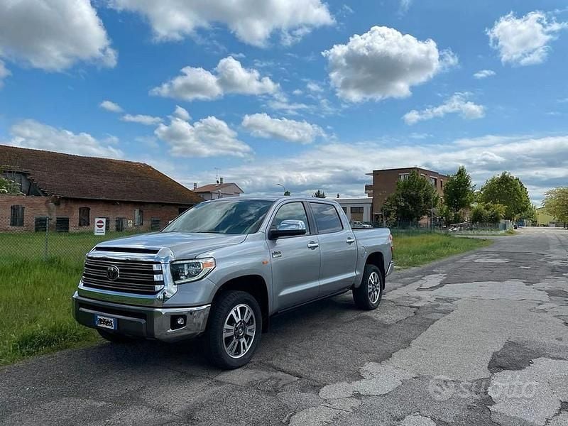 Usata Toyota Tundra 2018 Grigio Pick-up