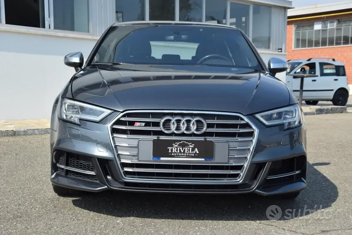 Usata Audi A3 310 CV (228 kW) 2017 Grigio Berlina