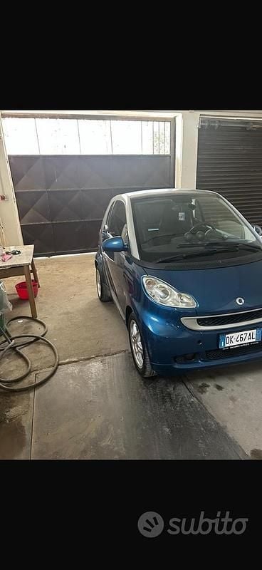 Usata Smart ForFour 2010 Blu Utilitaria
