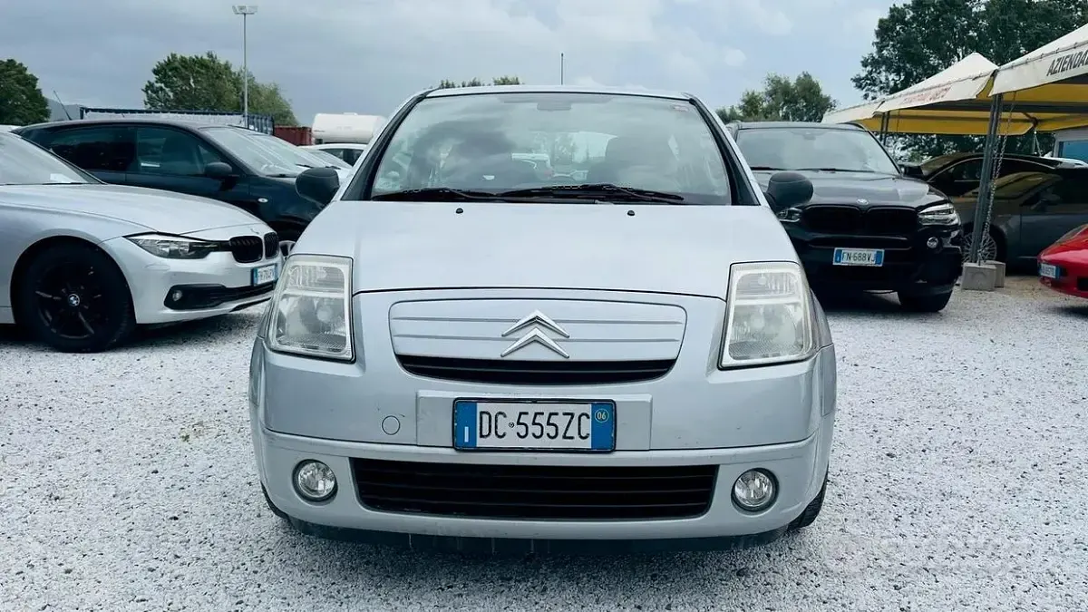 Usata Citroën C3 Exclusive 73 CV (53 kW) 2006 Gray Berlina