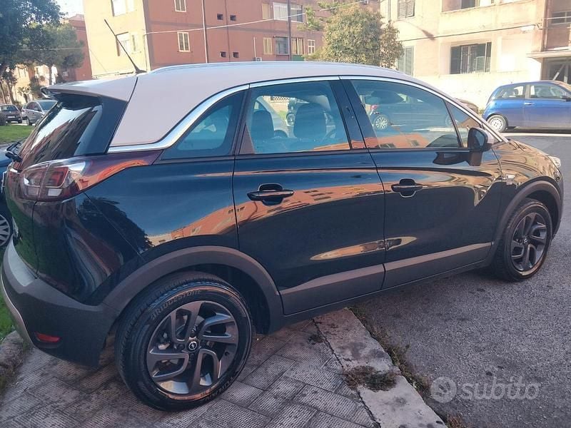 Usata Opel Crossland 83 CV (61 kW) 2019 Nero SUV