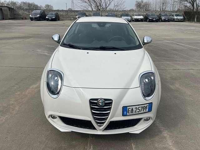 Usata Alfa Romeo MiTo Distinctive 120 CV (88 kW) 2010 Bianco Utilitaria