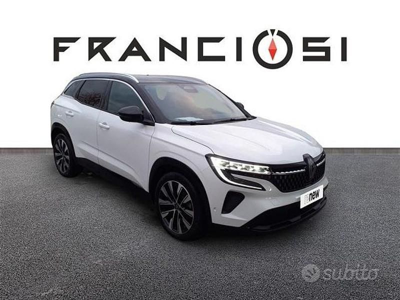 Usata Renault Austral Techno 160 CV (117 kW) 2023 Bianco SUV