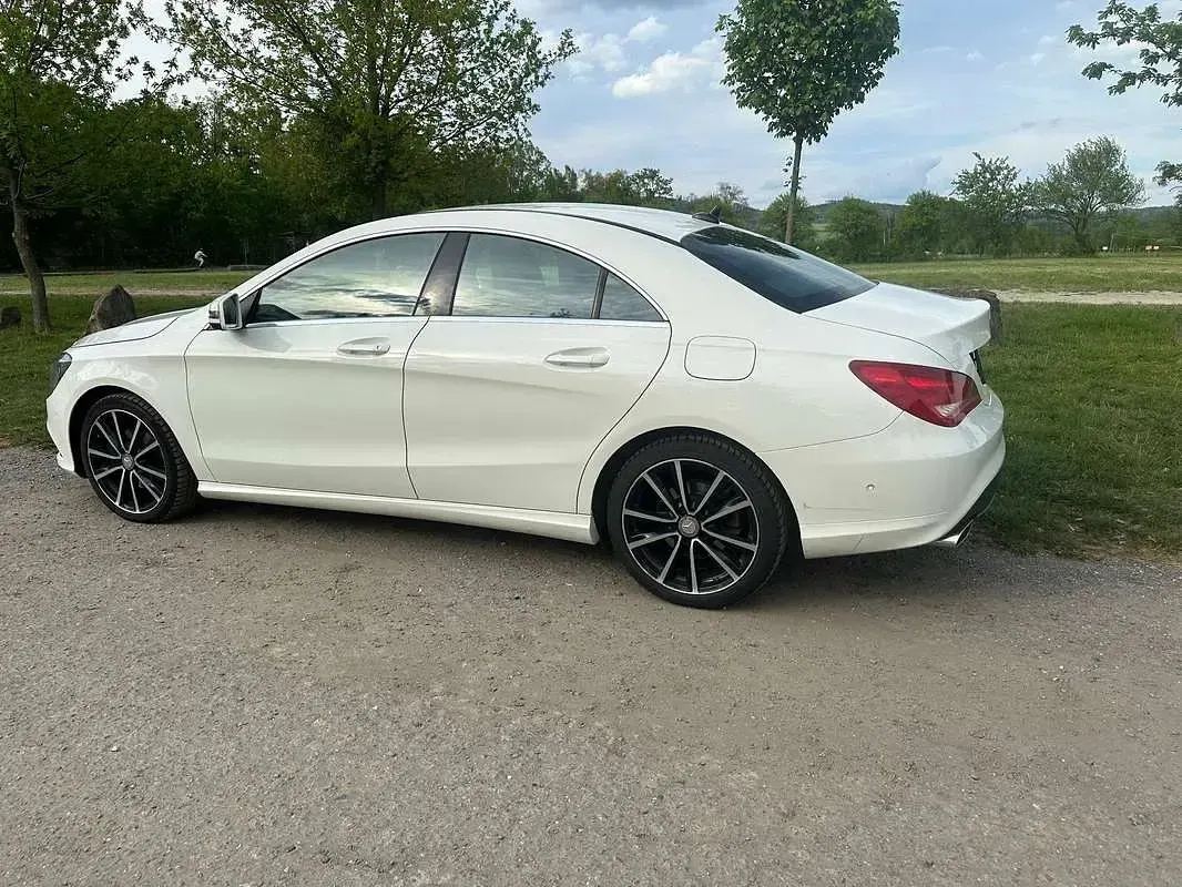 Usata Mercedes CLA180 122 CV (89 kW) 2016 Bianco Berlina