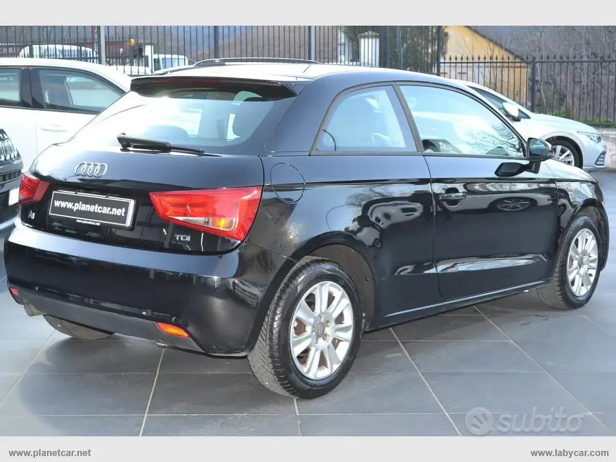Usata Audi A1 Attraction 90 CV (66 kW) 2013 Nero Utilitaria