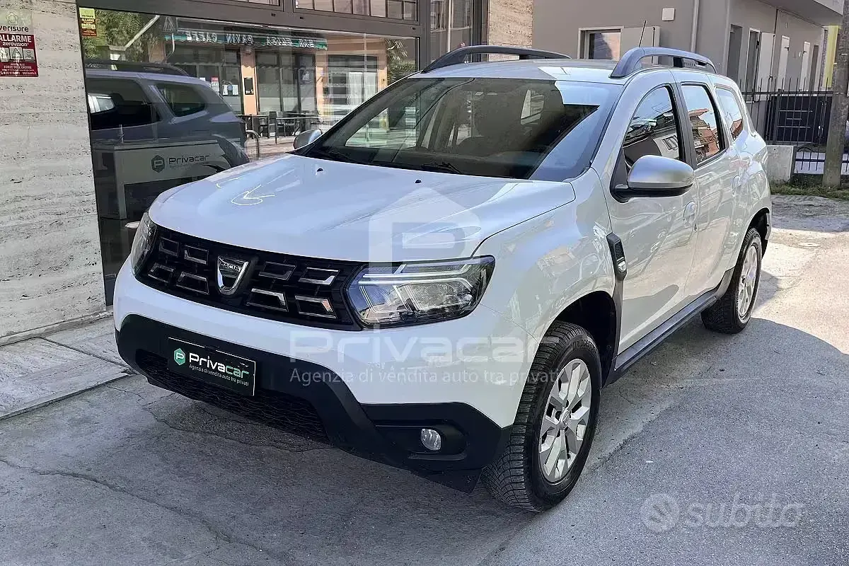 Usata Dacia Duster Essentiel 101 CV (74 kW) 2022 Bianco SUV
