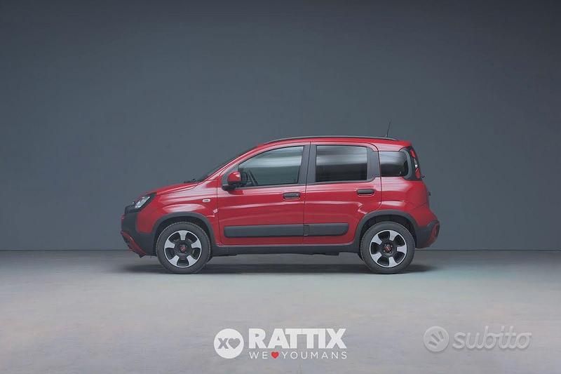 Usata Fiat Panda Cross Cross 70 CV (51 kW) 2024 Rosso passione Utilitaria