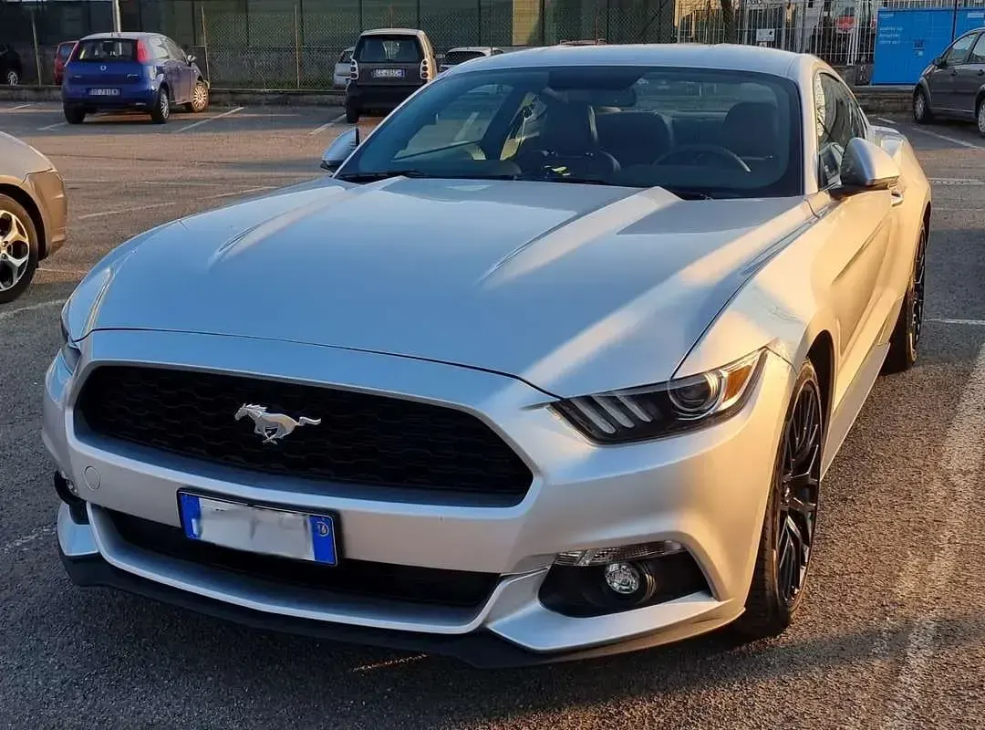 Usata Ford Mustang Fastback 317 CV (233 kW) 2016 Coupé