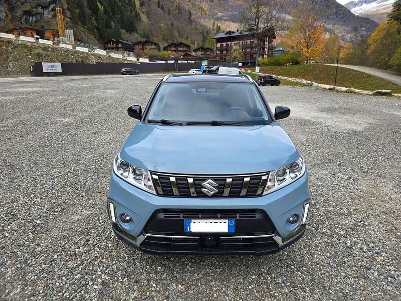 Blu/azzurro Usata 2019 Suzuki Vitara Tre volumi | 19.800 € (Buon prezzo) - Immagine 1/4