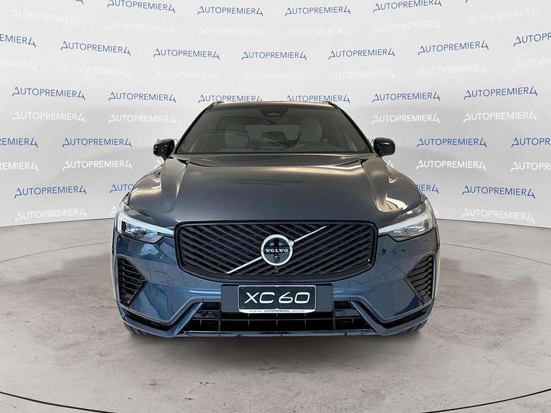 Nuova Volvo XC60 Plus 349 CV (256 kW) 2025 Blu SUV