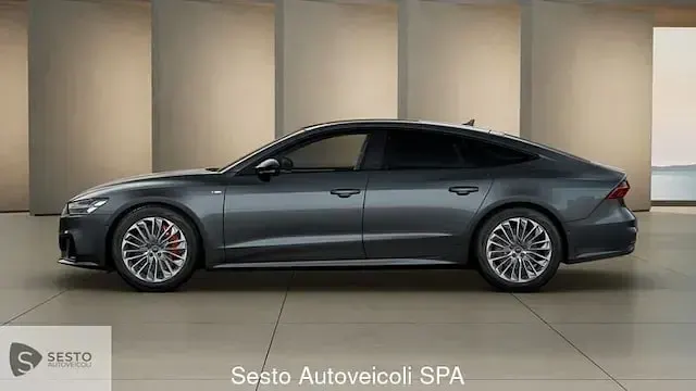 Usata Audi A7 Sportback S-Line 367 CV (269 kW) 2024 Grigio daytona perla Utilitaria