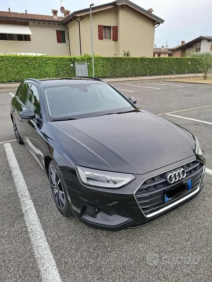 Usata Audi A4 Business 185 CV (136 kW) 2022 Nero Station wagon