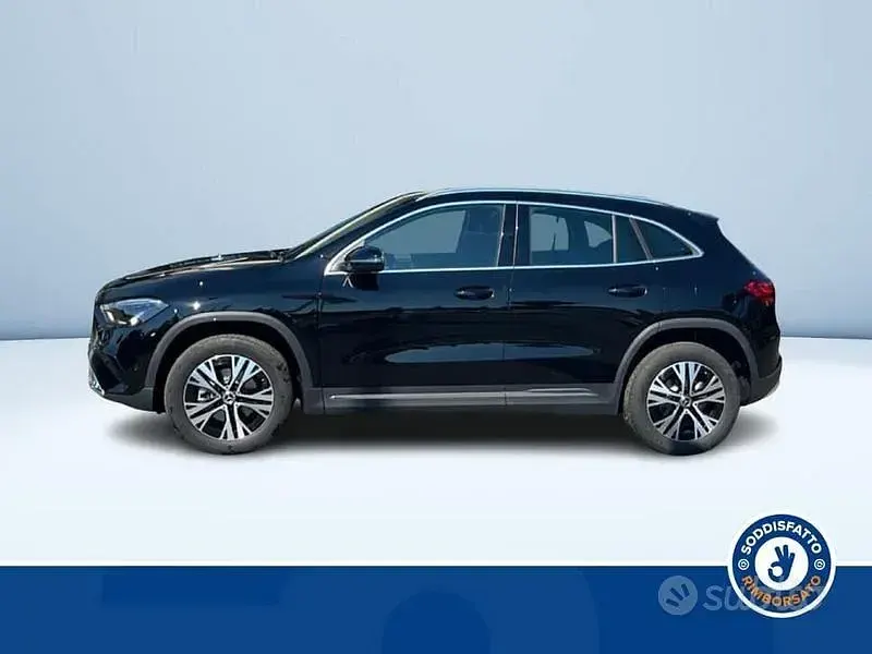 Nuova Mercedes GLA200 Advanced 150 CV (110 kW) 2026 Nero SUV