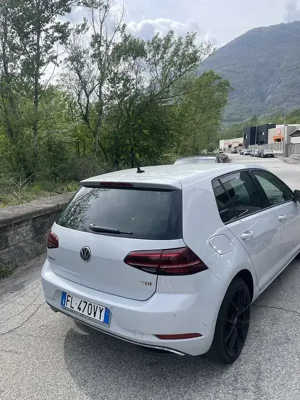 Usata VW Golf VII Business 116 CV (85 kW) 2017 Berlina