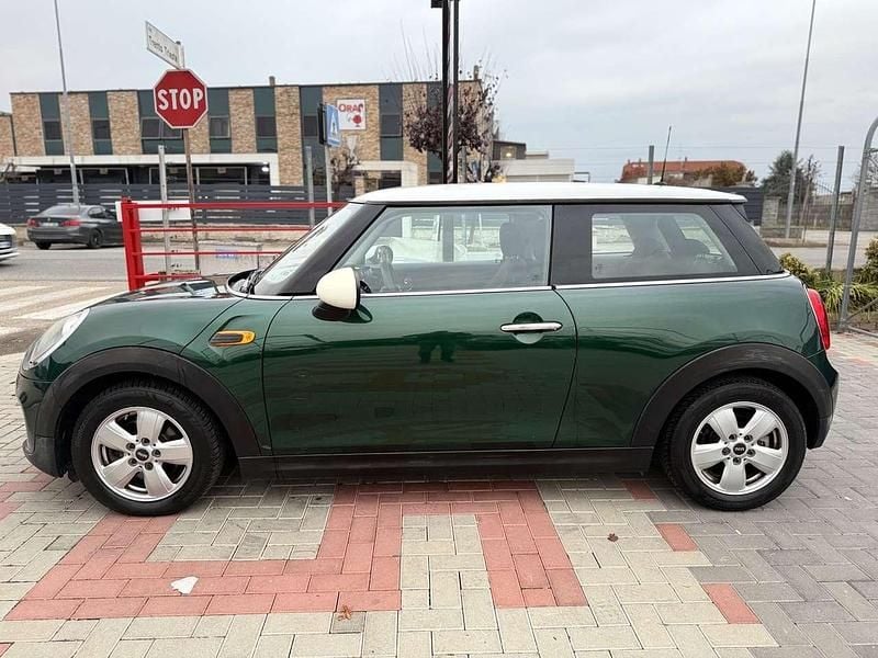 Usata Mini Cooper D 116 CV (85 kW) 2014 Verde Utilitaria