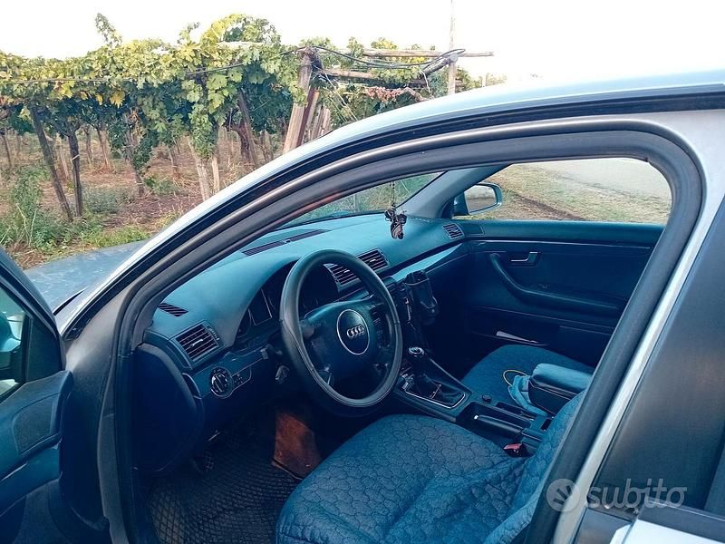 Usata Audi A4 2004 Grigio Berlina
