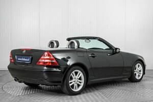Usata Mercedes SLK200 165 CV (121 kW) 2001 Nero Cabrio