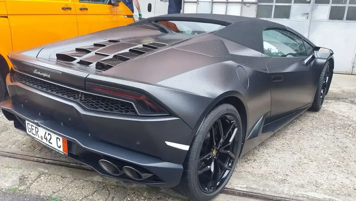 Usata Lamborghini Huracán 610 CV (448 kW) 2019 Pellicola opaco Cabrio