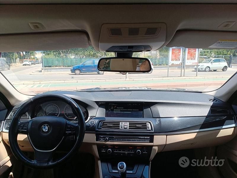 Usata BMW 520 184 CV (135 kW) 2012 Grigio Station wagon
