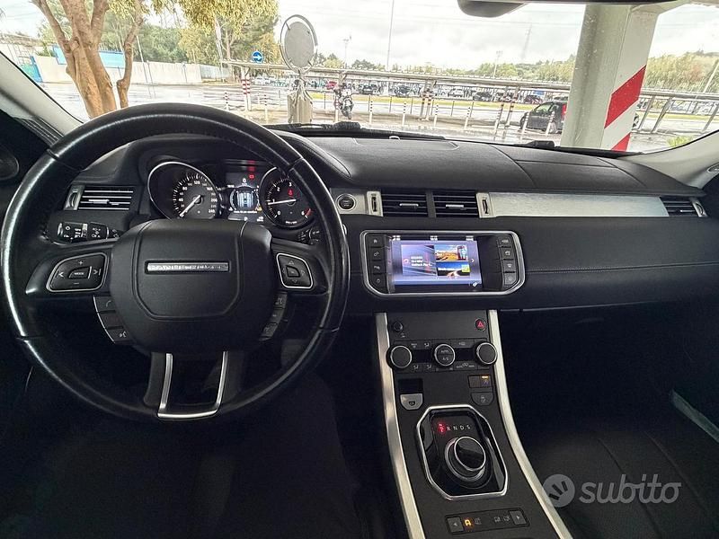 Usata Land Rover Range Rover evoque SE Dynamic 150 CV (110 kW) 2016 Nero SUV